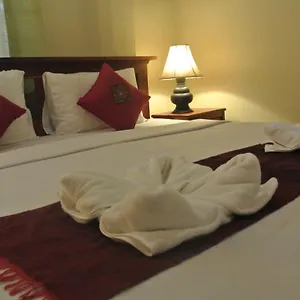 villa-saykham.hotelsluangprabang.com/