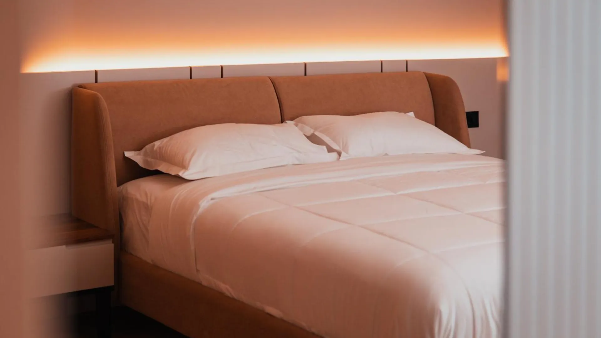 Royal G Deluxe Hotel Shkallnur